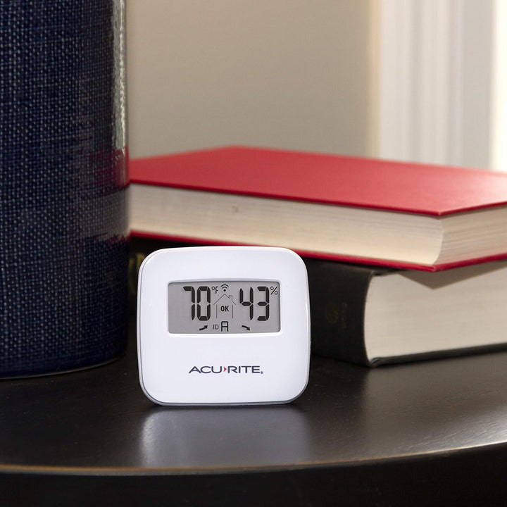AcuRite 01094M Temperatur- und Feuchtigkeitstation mit 3 Sensoren für Innen- und Aussenbereich 2 inn