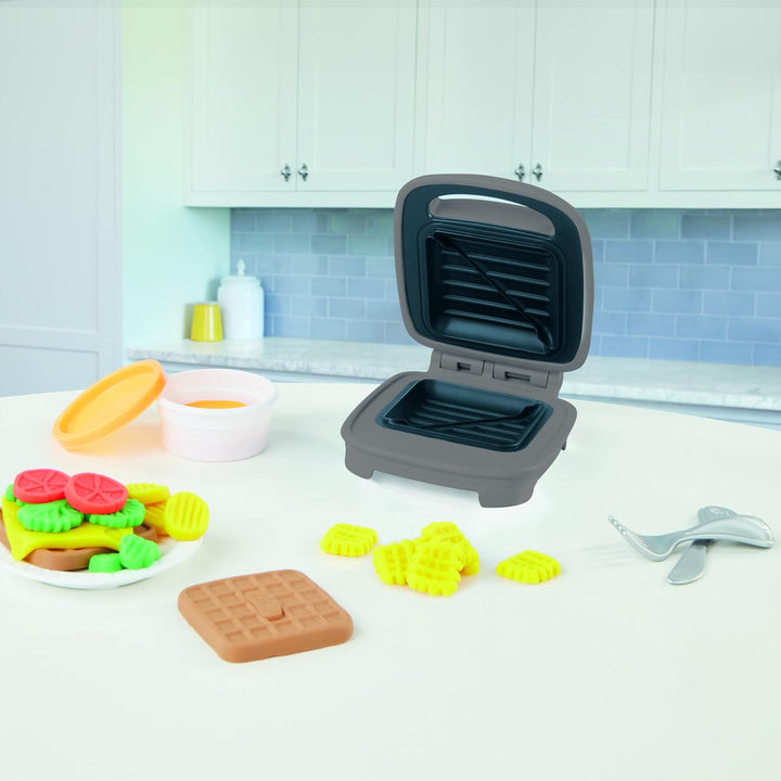 Play-Doh Kitchen Creations Sandwichmaker Set für Kinder ab 3 Jahren Elastix Knete und 6 weiteren Far