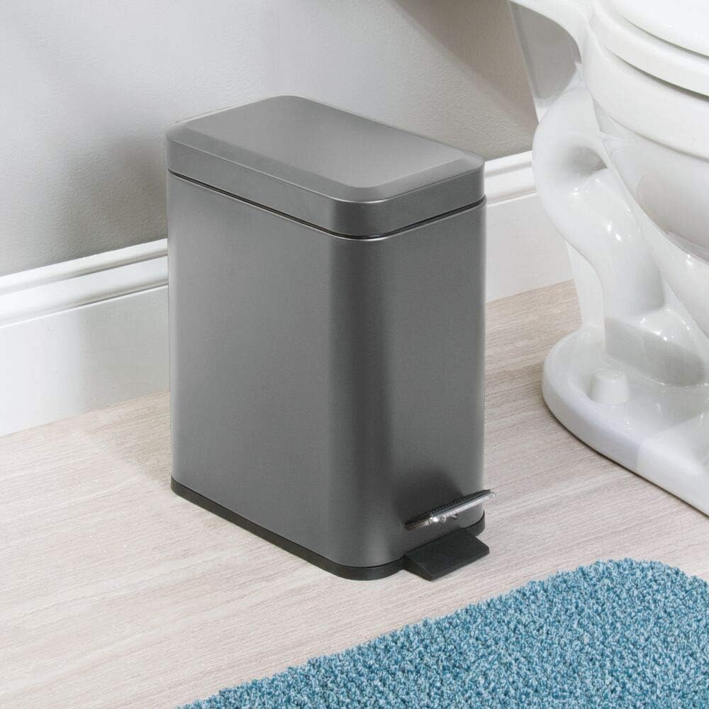 mDesign Kleiner moderner Mülleimer mit Metalldeckel, rechteckig, 3,5 l, kompakter Mülleimer mit hera