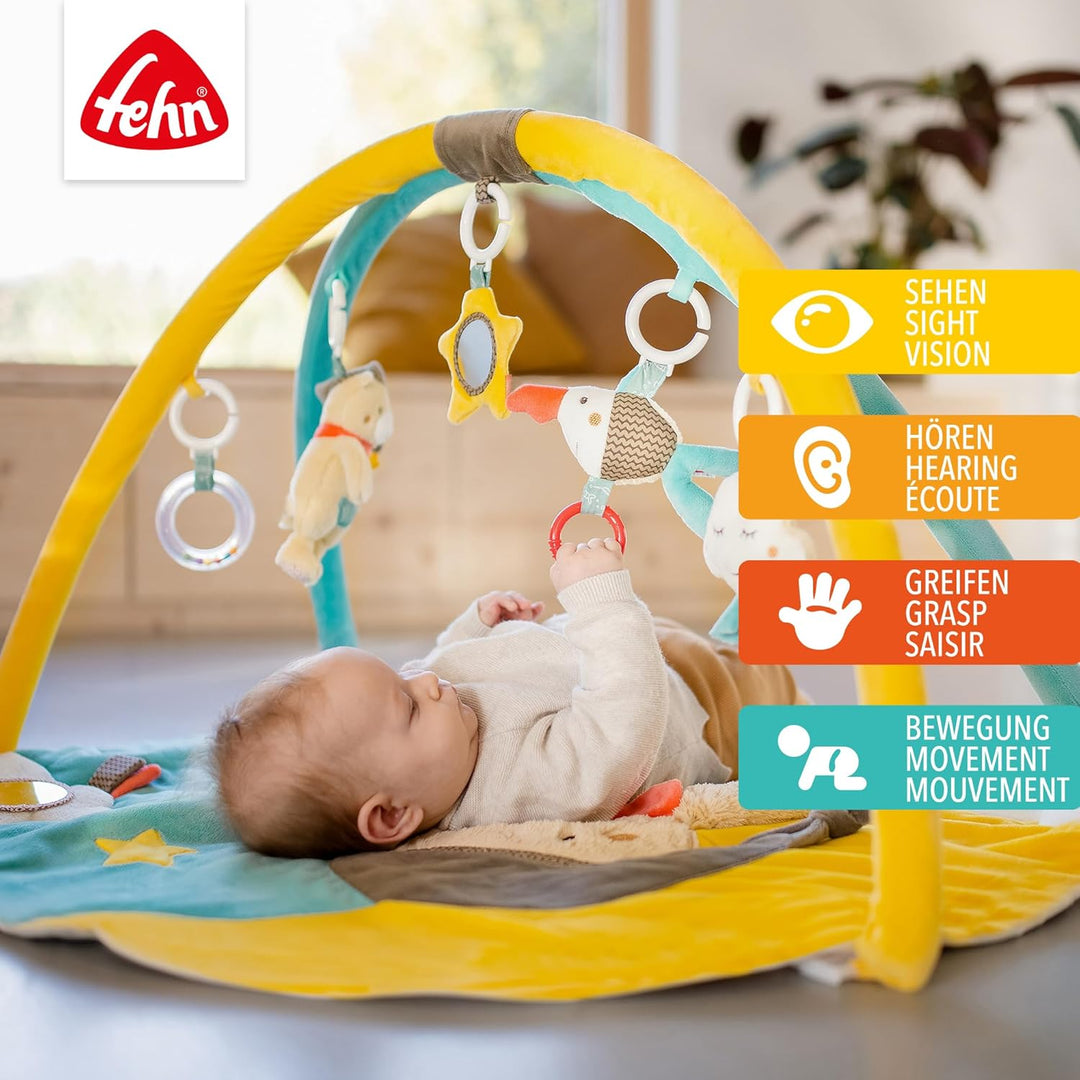 Fehn 3-D-Activity-Decke Spielbogen Bruno – Baby Krabbeldecke mit 5 abnehmbaren Spielzeugen zum Greif