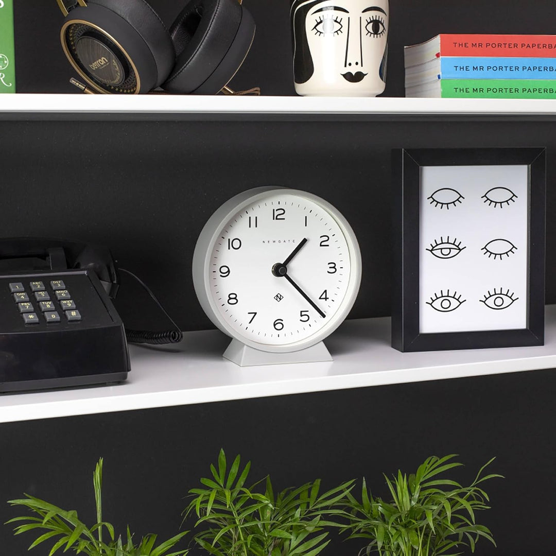 NEWGATE® M Mantel - Silent Sweep Kaminuhr - 'No Tick' - Moderne Kaminuhr - Kleine Uhr - Wohnzimmeruh