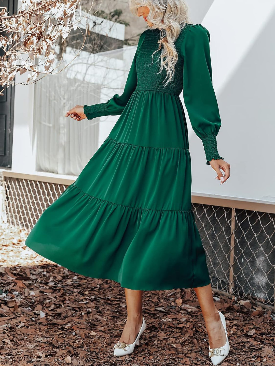 CUPSHE Damen Kleid Rundhals Langarm Gestuftes Rüschensaum Hohe Taille Gesmoktes Maxikleid A Linien F