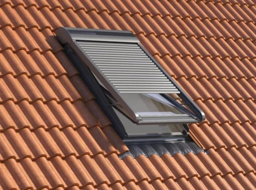 Solar Aussenrollladen SSR 78x160 cm für RoofLite Dachfenster VELUX Gruppe – Hitzeschutz bis 92%, Ver