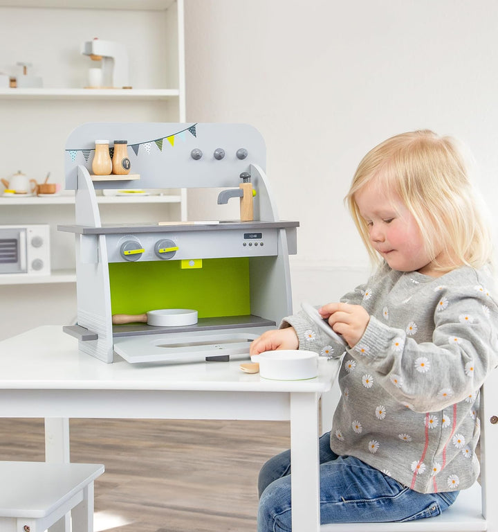 small foot Kinderküche "Kompakt" aus Holz, mit Backofen, Drehknöpfen, Topf, Pfanne und Küchenhelfer,