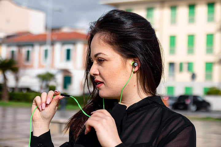LUDOS Ultra Kopfhörer In Ear Ohrhörer mit Kabel und Mikrofon, Kristallklarer Klang, Ausgewogene Höhe