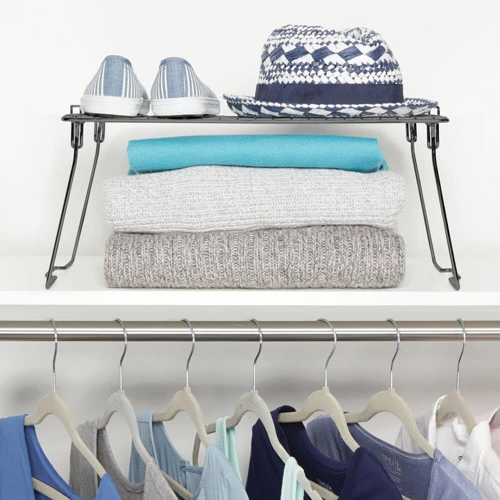 mDesign stapelbarer Regaleinsatz – faltbares Schrankregal aus Metall – moderner Schrankeinsatz für S