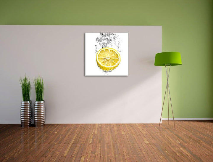 Pixxprint ins Wasser gefallene Zitrone als Leinwandbild Quadratisch/Grösse: 70x70 / Wandbild/Kunstdr