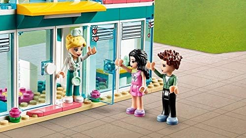 LEGO 41394 Friends Krankenhaus von Heartlake City, Spielzeug ab 6 Jahren mit Mini Puppe Emma und Kra
