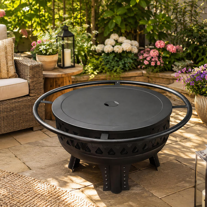 Relaxdays Feuerschale, Ø 80,5 cm, Verstellbarer Grillrost, Deckel &amp; Schürhaken, Feuerstelle Garten,