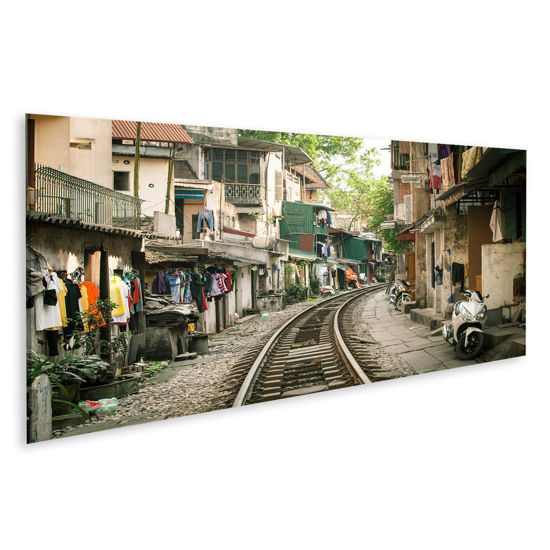 Bild Bilder auf Leinwand Lokale Häuser in der Nähe der aktiven Eisenbahn in der Altstadt von Hanoi,