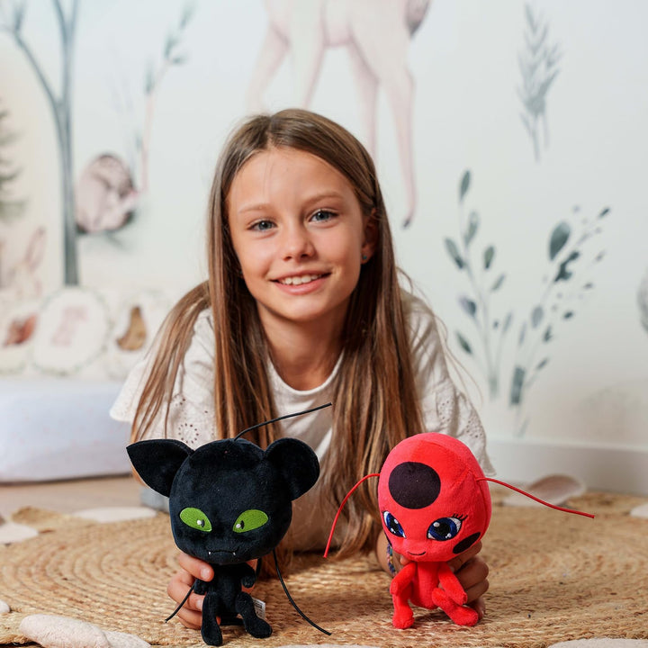 BANDAI - Miraculous Ladybug - Weiches Stofftier 15cm - Plagg - P50692, Plagg