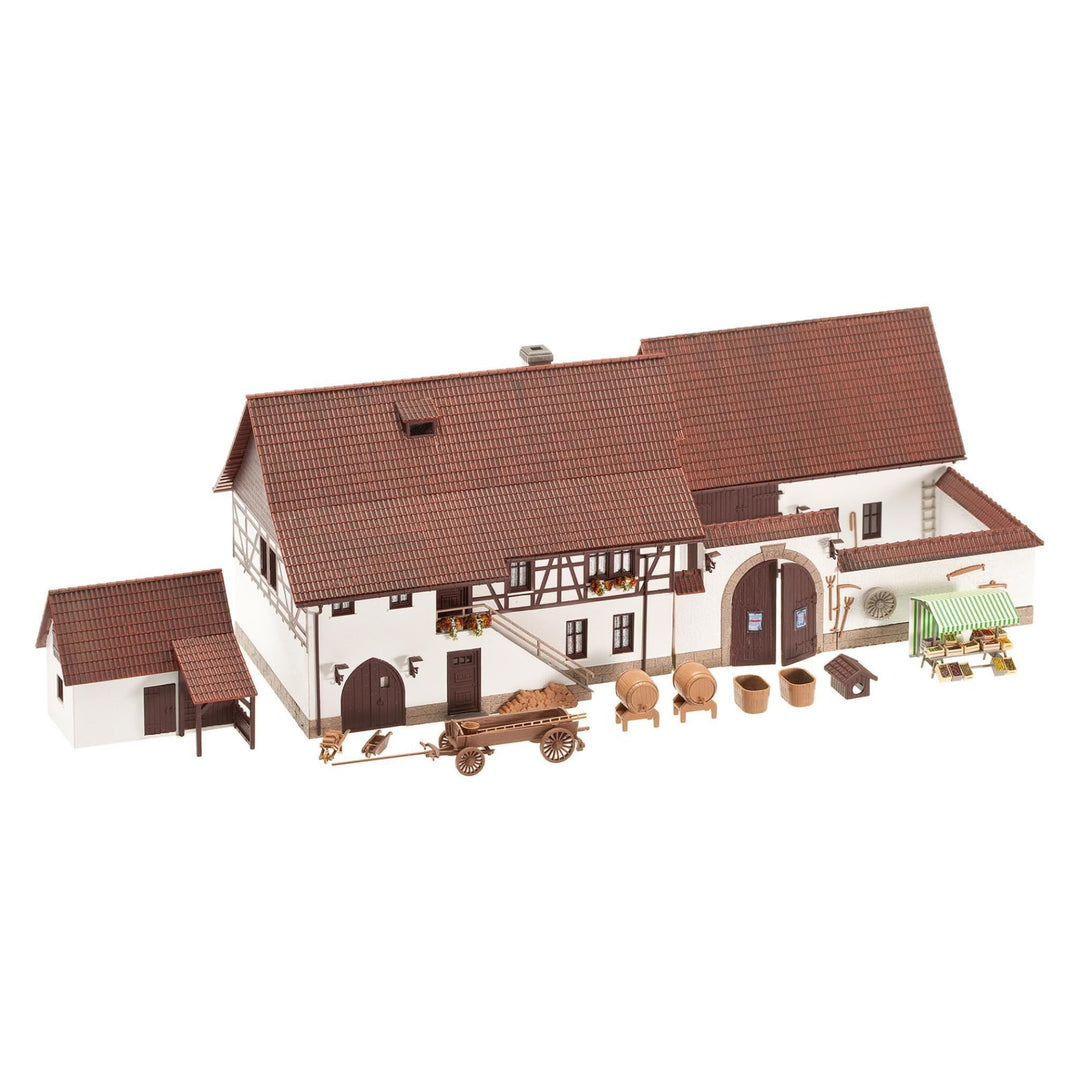 Faller 130372 H0 Hofgut, 27.5 x 5.4 x 39 cm