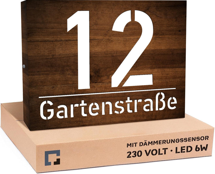 Hausnummer Beleuchtet LED mit Dämmerungssensor 40x30 cm Dunkle Walnuss mit Gravur, 6W A++, 230V, was