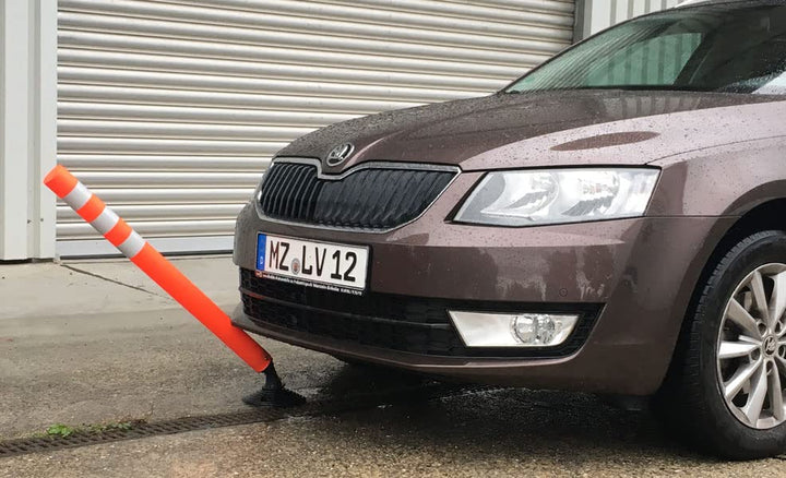 Leitpfosten FLEX 1050 mm Flexibel Kunststoff 90 Grad neigbar Poller Absperrpfosten