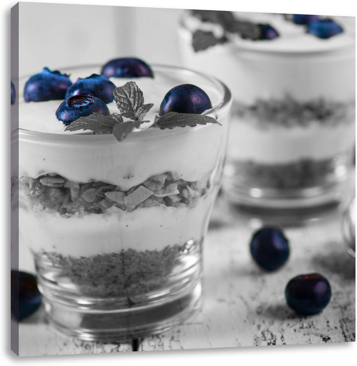 Pixxprint Blaubeerjoghurt mit Müsli als Leinwandbild/Grösse: 70x70 cm/Wandbild/Kunstdruck/fertig bes