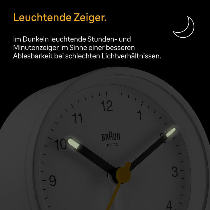 Braun Klassischer analoger Wecker mit Schlummerfunktion und Licht, ruhiges Quarzuhrwerk, Crescendo-A