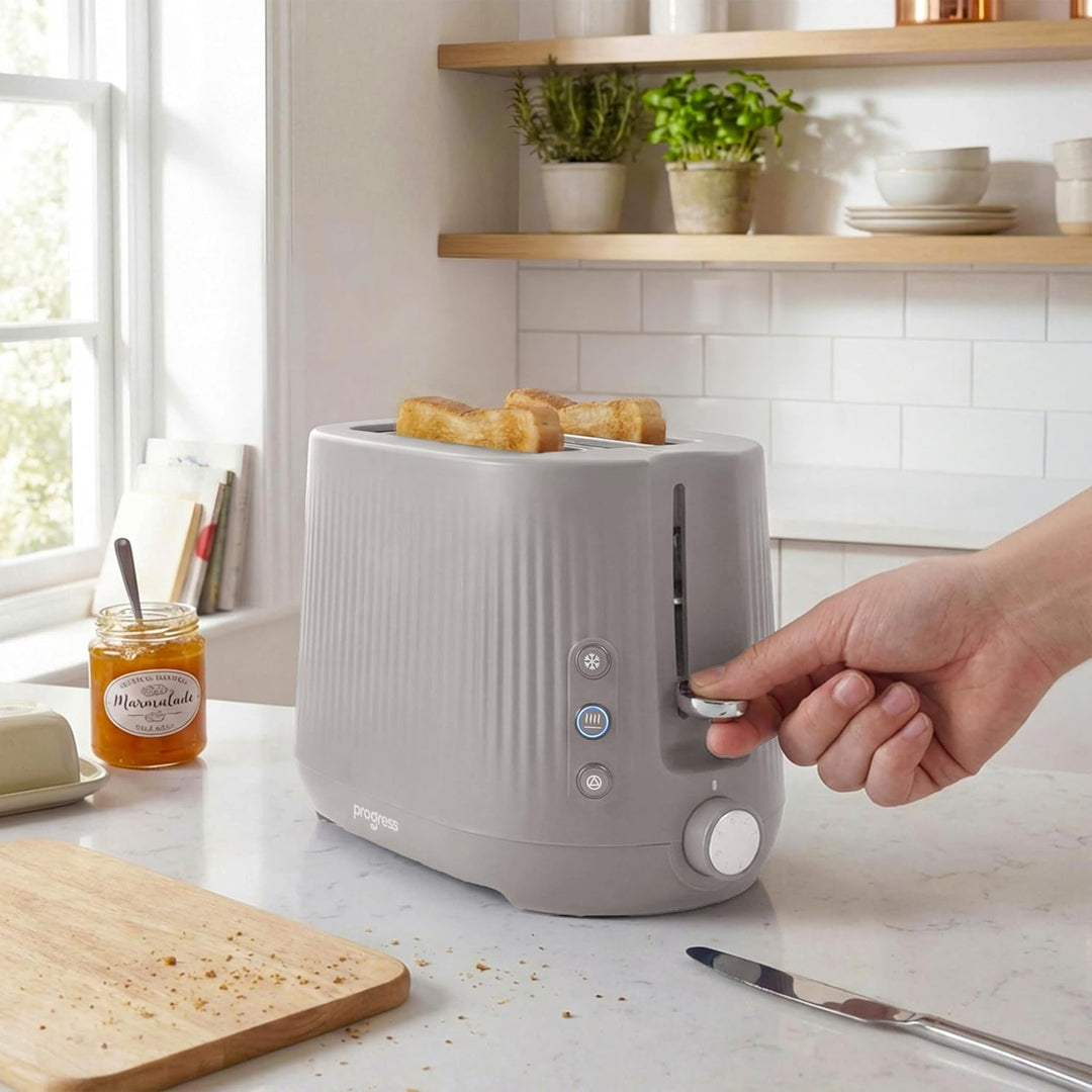 Progress Mellow 2-Scheiben-Toaster – Auftau-, Aufwärm- & Stoppfunktionen, 6 Bräunungsstufen, herausn