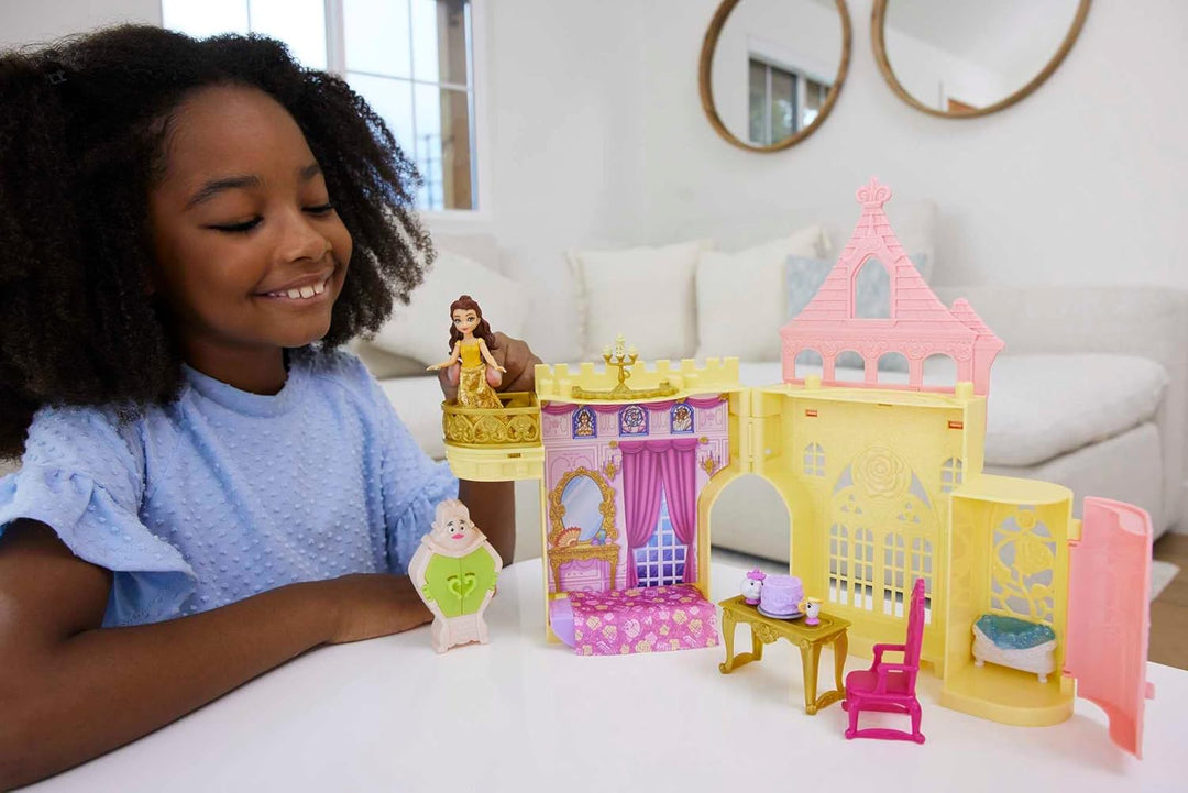 DISNEY Belles Schloss - Inspiriert von "Die Schöne und das Biest", Puppenhaus-Spielset, Reisespielze
