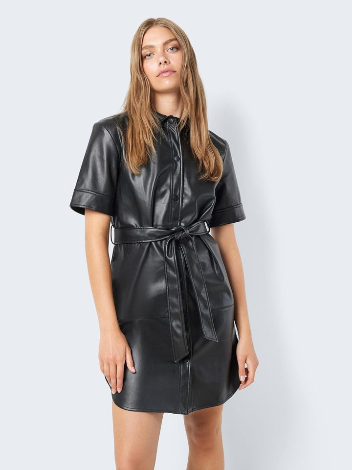 MAMALICIOUS Damen Nmandy Pu 2/4 Shirtdress Noos S Schwarz, S Schwarz