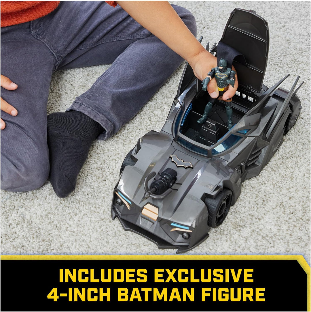 DC Comics Batman Offroad Batmobile mit Fanghaken-Katapult und Gitter-Zelle im Heck, inkl. 10-cm Batm