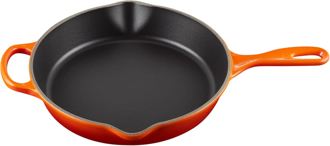 LE CREUSET Signature Hohe Brat- und Servierpfanne aus Gusseisen, für alle Herdarten und Backöfen, 26