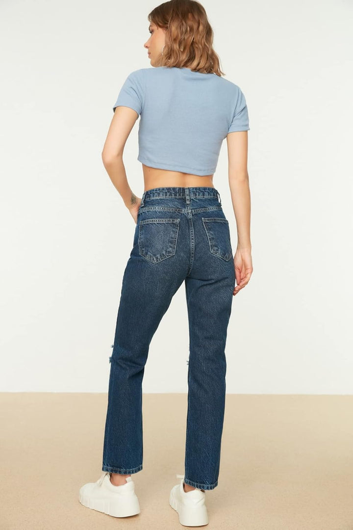 TRENDYOL Damen Zerrissene Detaillierte Hohe Taille-Bootcut Jeans, 34