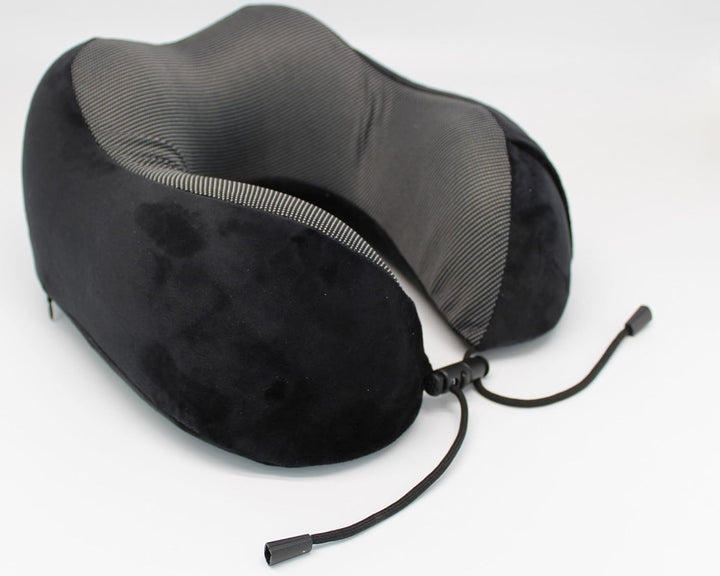 KAMACA Memory Foam Reisekissen Nackenhörnchen Therapeutic Support Verstellbarer Knopfverschluss ergo