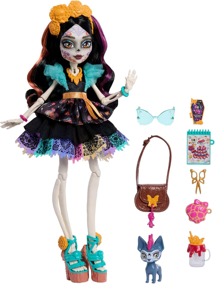 Monster High-Puppe Skelita Calaveras in farbenfrohem Papel-Picado-Kleid mit Hündchen Candelita und 7