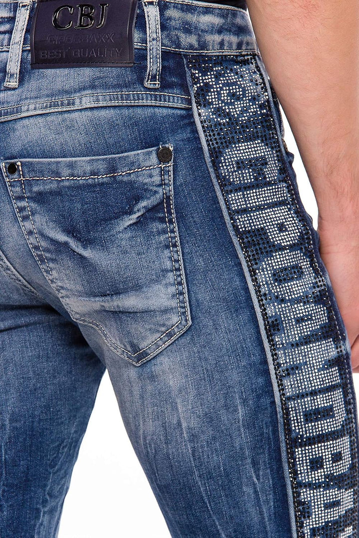 Cipo &amp; Baxx Herren Jeanshose | Verschiedene Fits | Destroyed &amp; Used Look mit Nieten, Kunstleder &amp; Pr