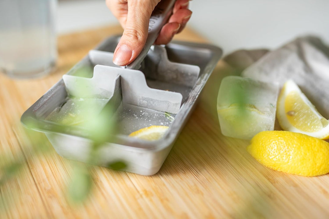 Eco Giant Cubes - Eiswürfelform gross aus Edelstahl BPA frei und Spülmaschinenfest - Eiswürfelbehält