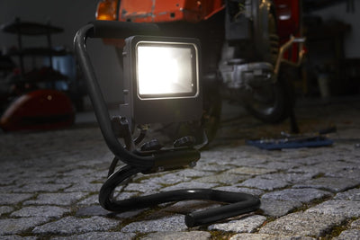 LEDVANCE LED Arbeitslicht, Leuchte für Aussenanwendungen, Kaltweiss, Tripod-Ständer, LED Worklight,