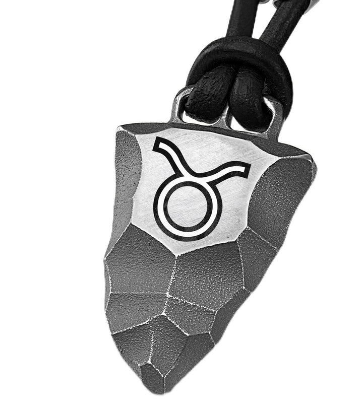 Element of Gods Titan Faustkeil Sternzeichen Stier Taurus Anhänger mit Lederband in schwarz