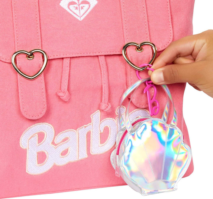 Barbie Kleidung, Deluxe-Strandtasche zum Anklippen, mit Badeanzug und fünf Themen-Accessoires für Ba