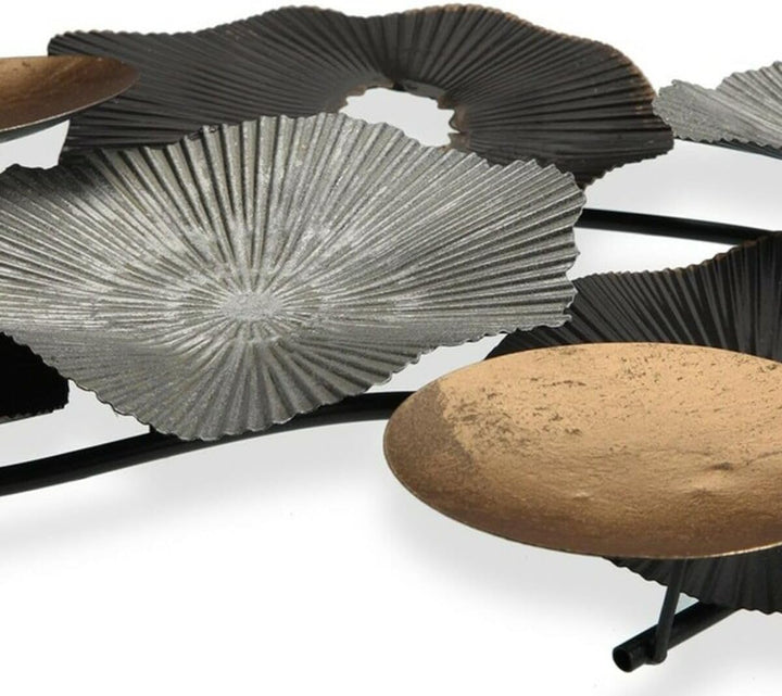 Wanddekoration aus Metall, 6,4 x 49,5 x 90,8 cm