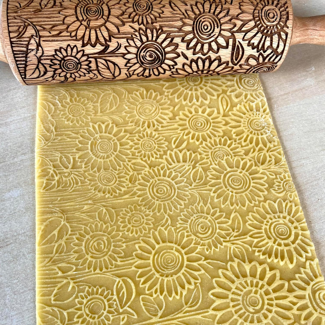 SONNENBLUMENFELD Nudelholz. Teigrolle mit Sonnenblumen-Motiv für Hausgemachtes Gebäck und Keramik. P