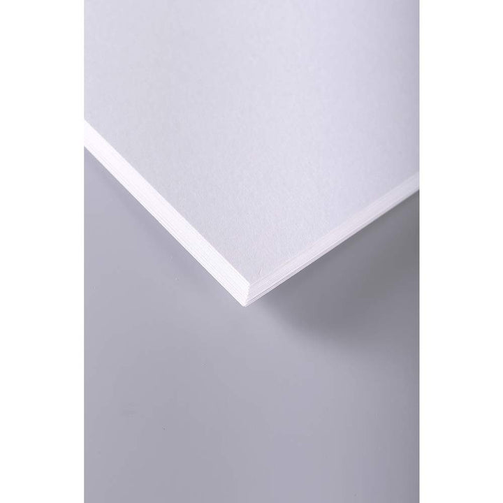 Clairefontaine 37330C - Ries mit 250 Bogen Zeichen- und Skizzenpapier DIN A4 21x29,7 cm, 250g, feink