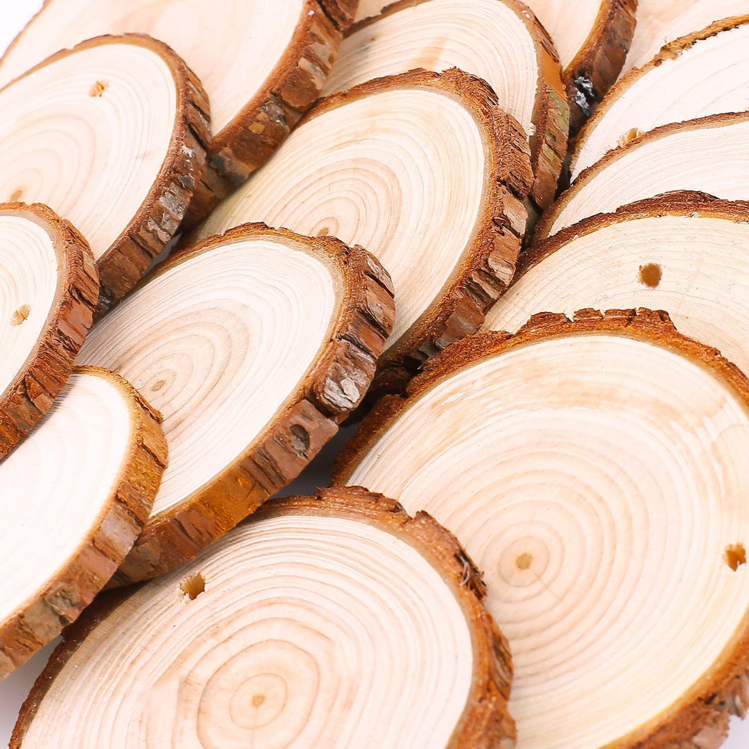 Fuyit Holzscheiben 30 Stücke Holz Log Scheiben 6-7cm mit Loch Unvollendete Holzkreise für DIY Handwe