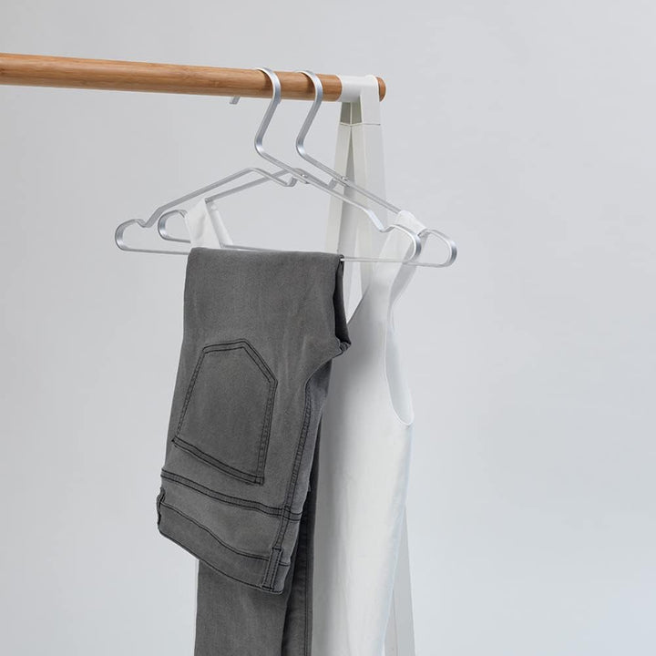 Brabantia Aluminium Clothes Hanger, Set of 4, Silver Silver Einheitsgrösse Aluminium Kleiderbügel (4