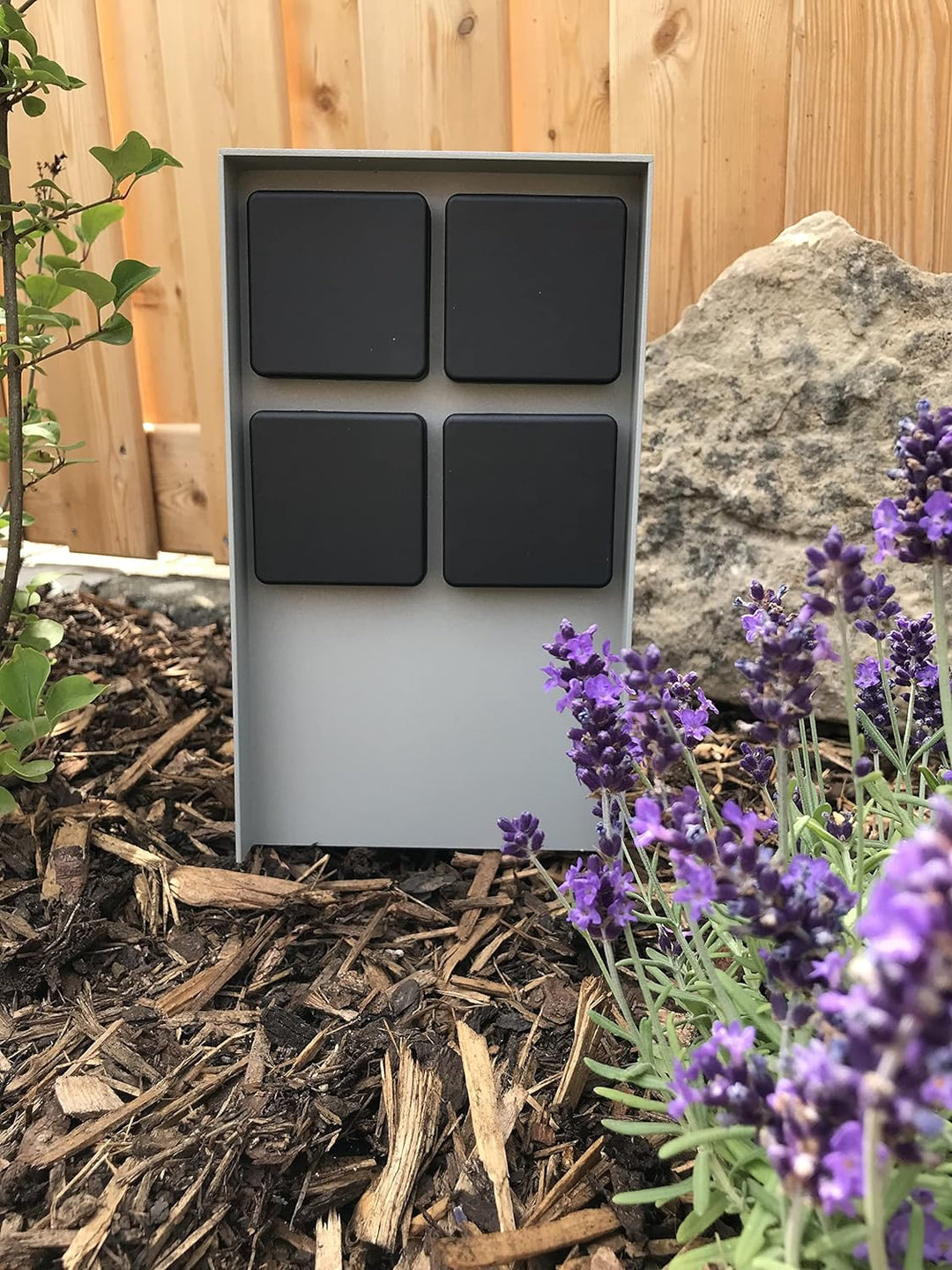 Bold 19578 Abano Aussen-Steckdose-Garten (Steckdosen-Säule) mit 4-Fach Stecker in Hellgrau (IP44 Out