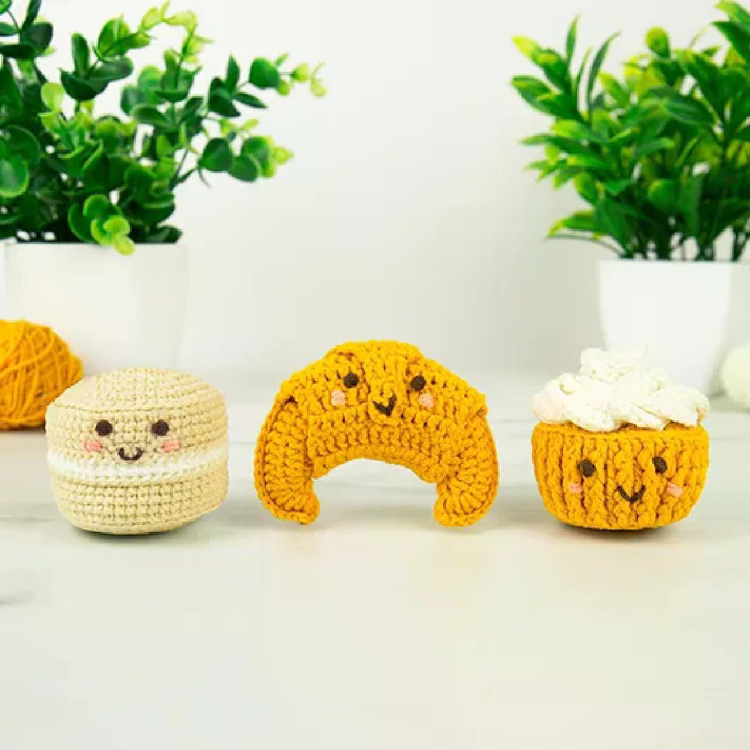 Mini Patisserie Häkelset - DIY Crochet Dessert Trio für Anfänger | Croissant, Cupcake & Macaron mach