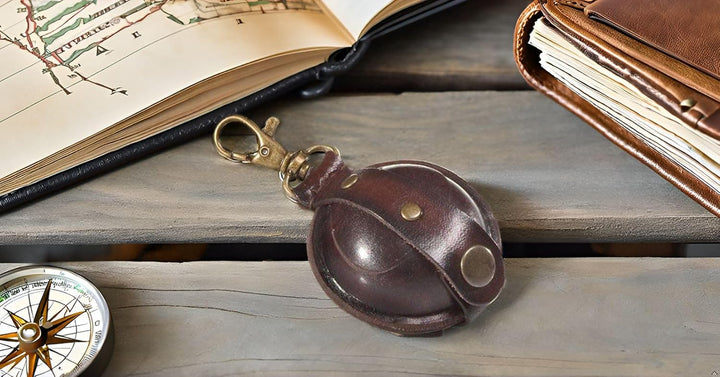 MIKA 28071102 - Mini Schlüsselanhänger aus Echt Leder/Sattelleder, Geldbörse als Schlüsseletui mit M