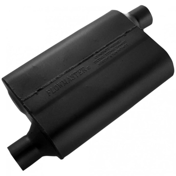 Flowmaster 42443 40 Series Schalldämpfer - 2,25 Offset IN / 2,25 Offset OUT - Aggressiver Sound