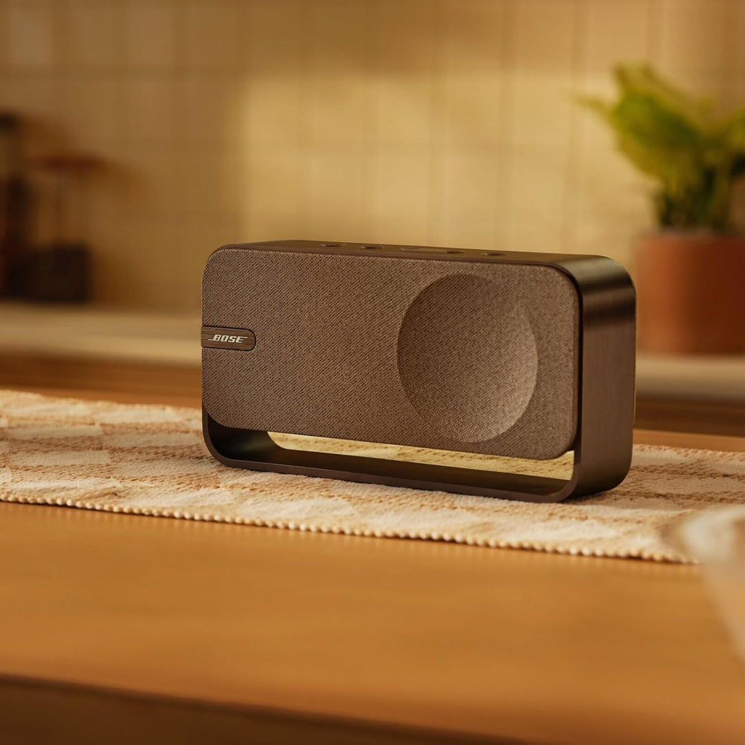 Bose SoundLink Home Lautsprecher, Premium, tragbarer und kabelloser Bluetooth-Regal-Lautsprecher, bi
