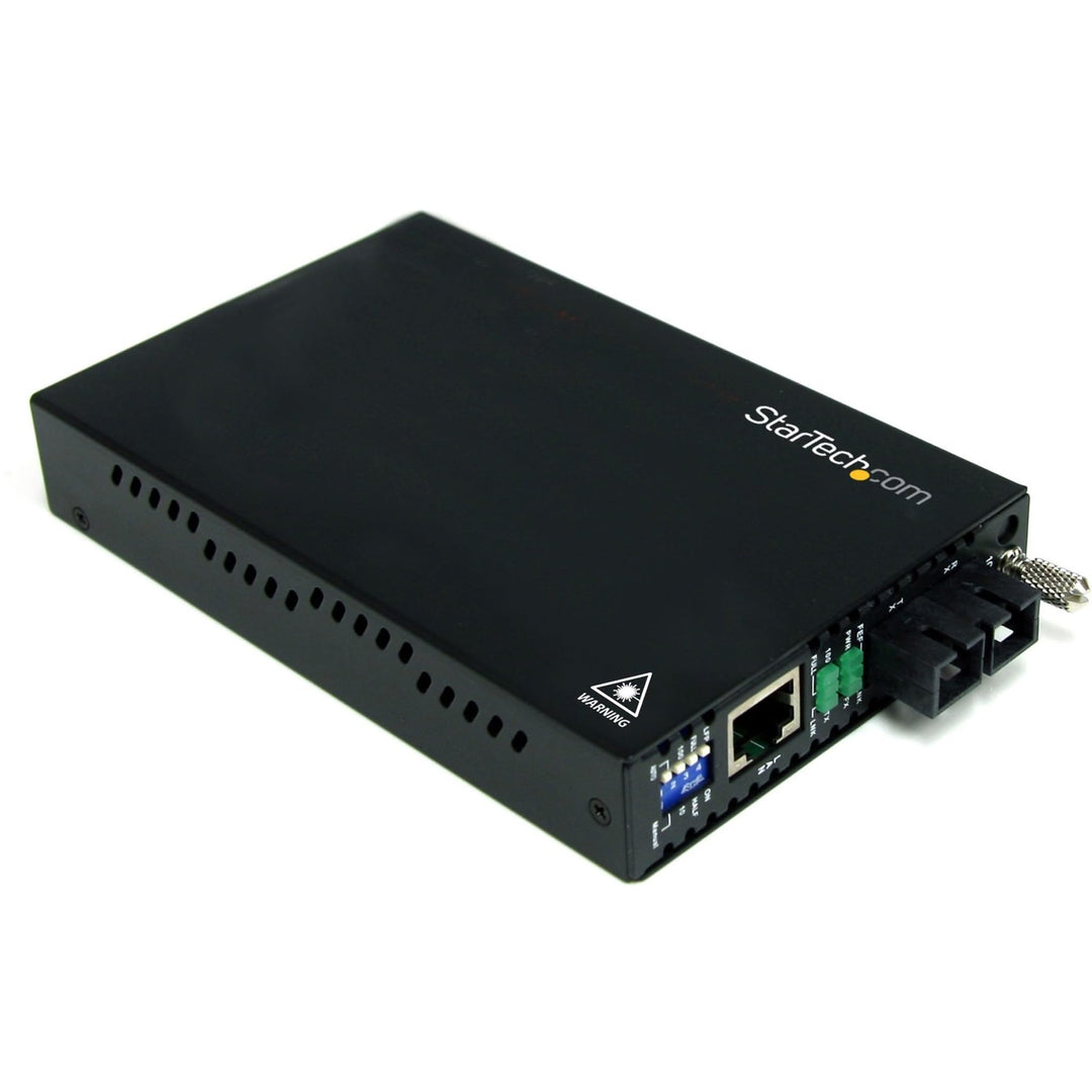 StarTech.com LWL / Glasfaser 10/100 Mbit/s Ethernet SC Medienkonverter 2 km Chassis Mount 2 km | 10/