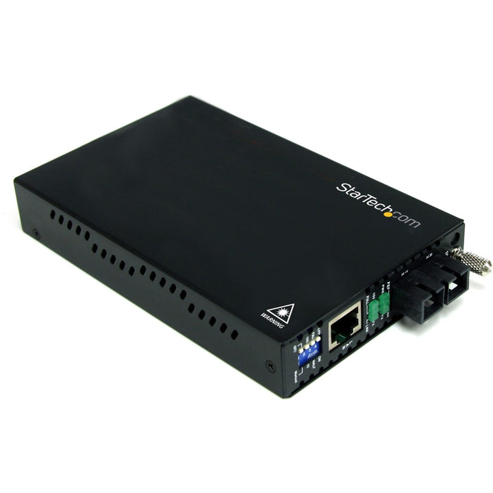 StarTech.com LWL / Glasfaser 10/100 Mbit/s Ethernet SC Medienkonverter 2 km Chassis Mount 2 km | 10/