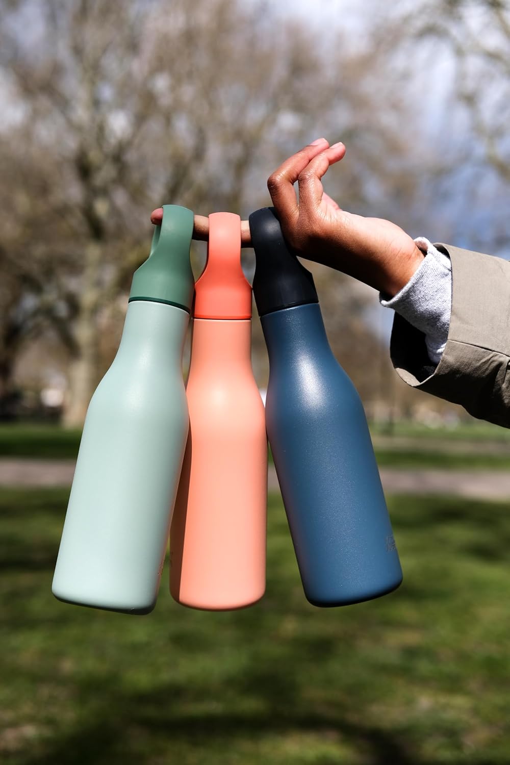Joseph Joseph Loop - Vakuumisolierte auslaufsichere Thermo-Trinkflasche 500 ml, doppelwandig, für He