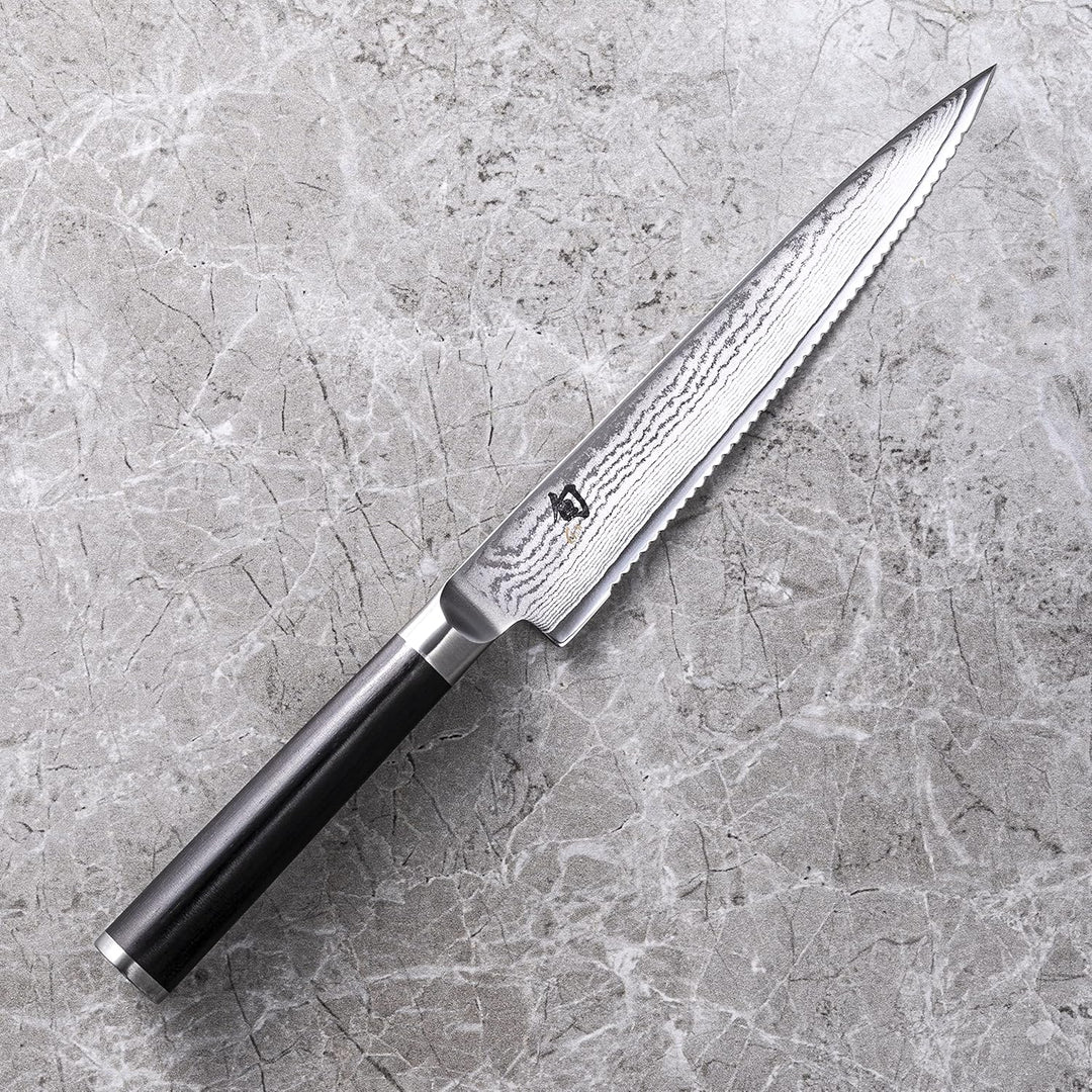 KAI Shun Classic japanisches Allzweckmesser 15 cm Klingenlänge mit Wellenschliff - Damastmesser 32 L