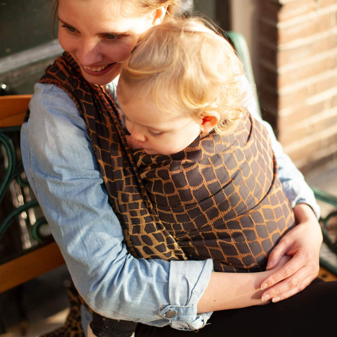 Hoppediz Baby-Tragetuch ab Geburt, Neugeboren bis Kleinkind, 100% kbA-Baumwolle (Bio), Darwin black