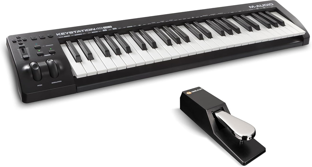 M-Audio Keystation 49MK3 + SP-2 - MIDI Keyboard Controller mit 49 Tasten, zuweisbaren Reglern, Pitch