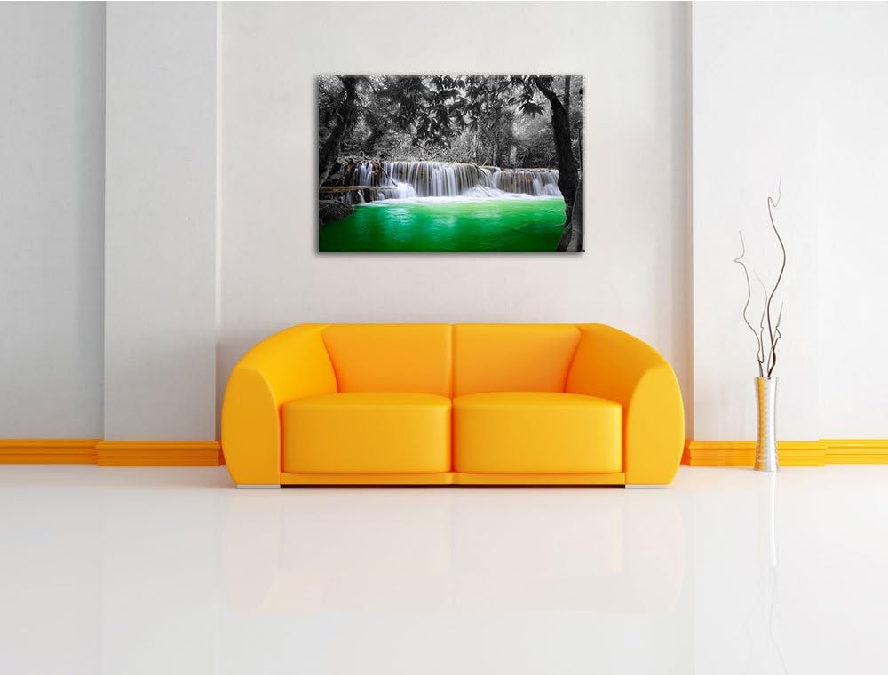 schöner Wasserfall im Dschungel schwarz/weiss Format: 100x70 auf Leinwand, XXL riesige Bilder fertig